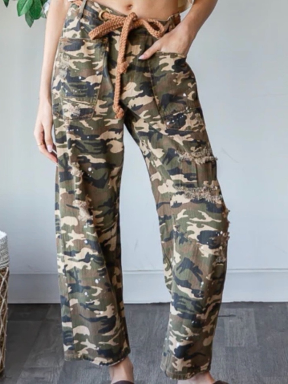 OH Jeans Women's Wide Leg Distressed Camouflage Pants. XL
